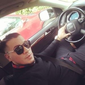 Meet your Posher, Rigo